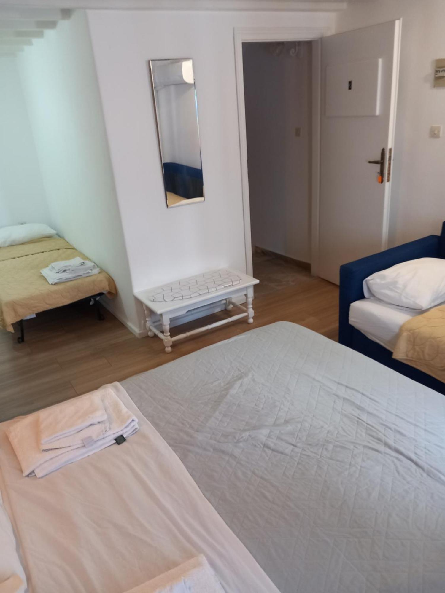 Alex Oldtown Sea View Rooms And Appartments Mykonos Town Ruang foto