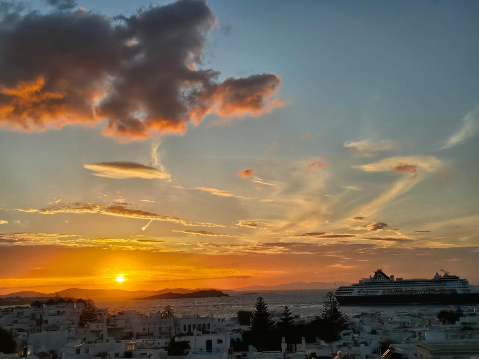 Alex Oldtown Sea View Rooms And Appartments Mykonos Town Bagian luar foto